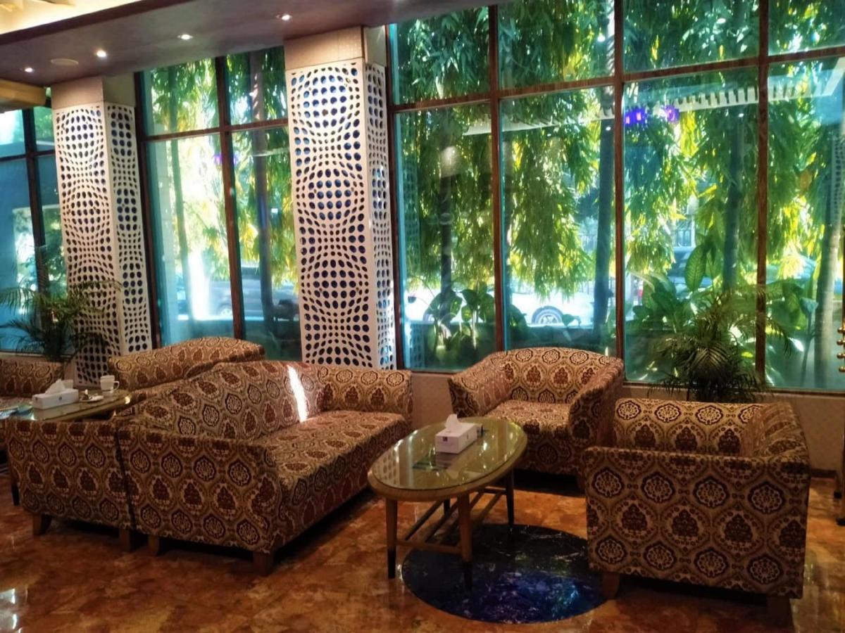 Hotel Lake Castle - Parkview Dhaka Exteriör bild
