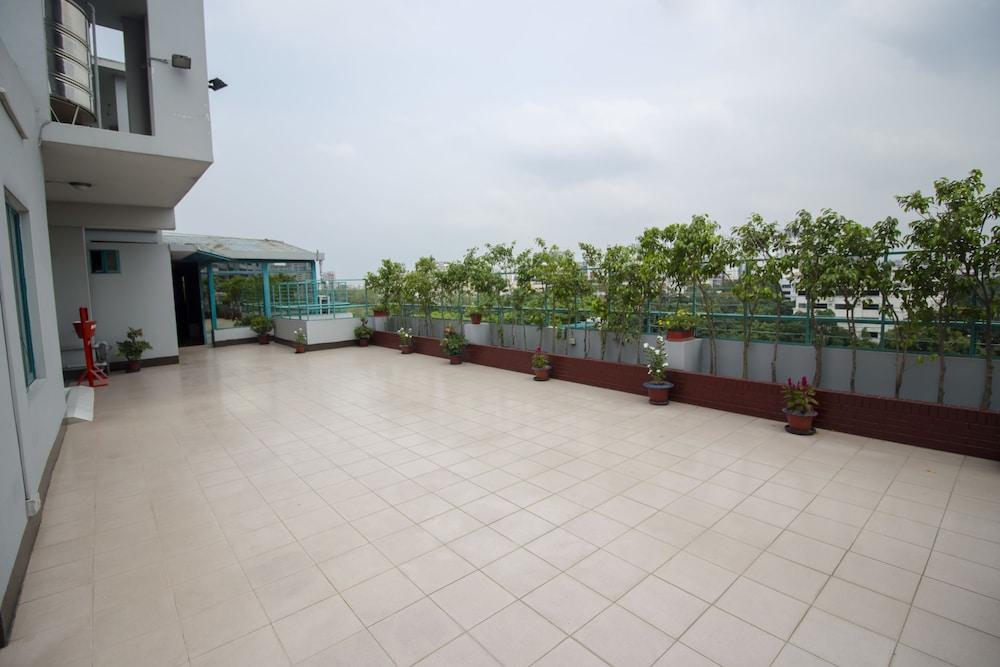 Hotel Lake Castle - Parkview Dhaka Exteriör bild