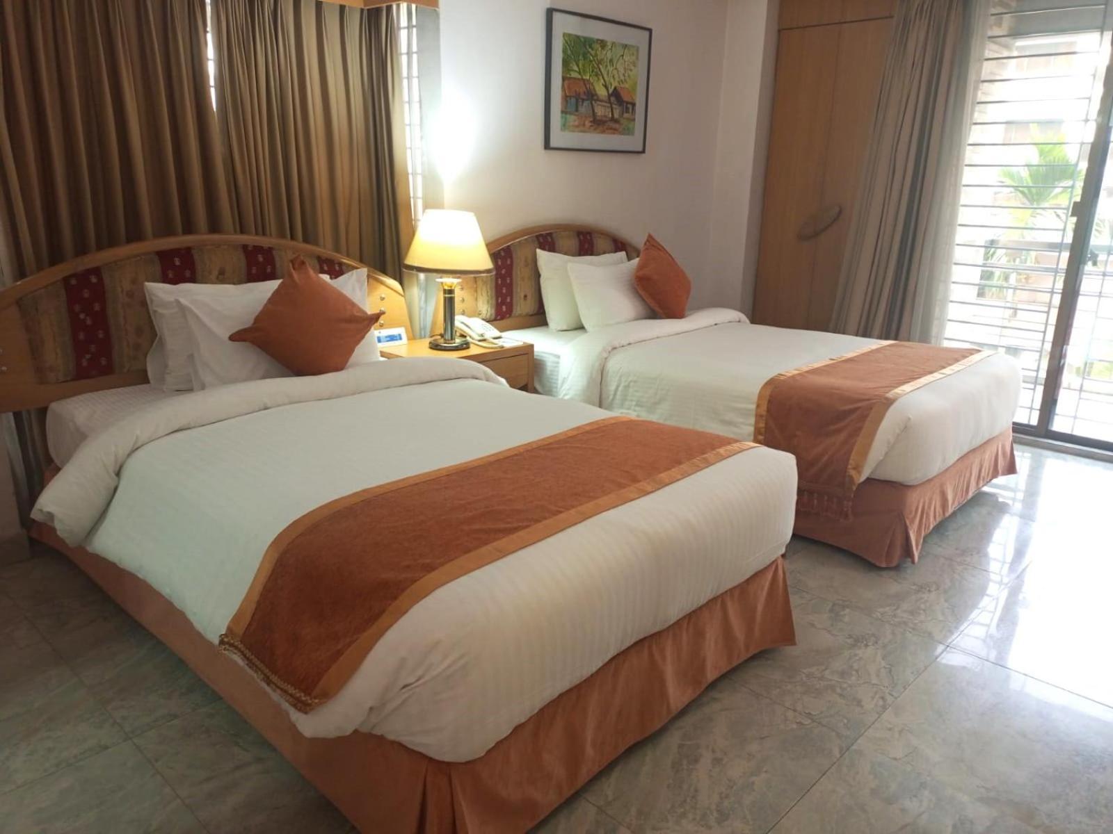 Hotel Lake Castle - Parkview Dhaka Exteriör bild