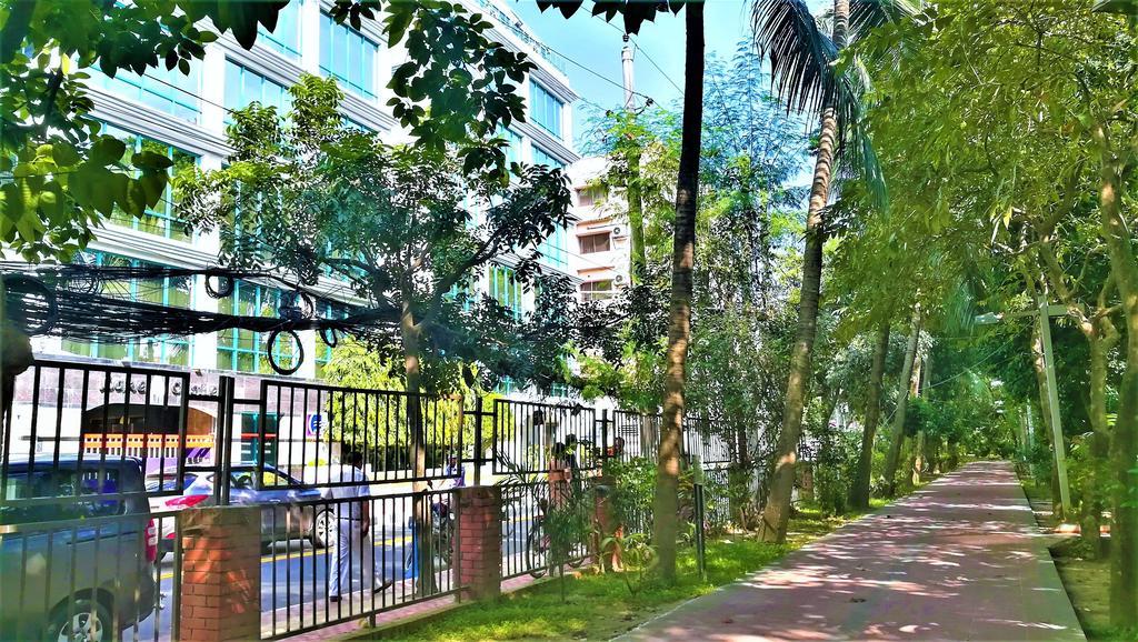 Hotel Lake Castle - Parkview Dhaka Exteriör bild